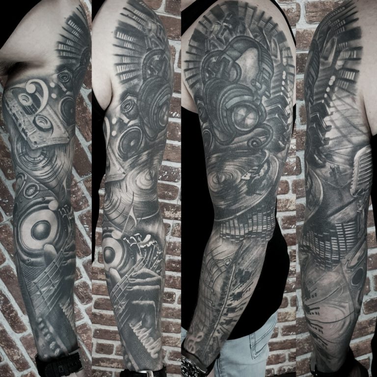 Music Sleeve Tattoo by Marloes Lupker