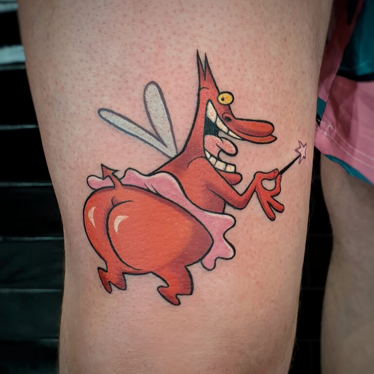 De rode man in feeënkostuum tattoo van Marloes Lupker
