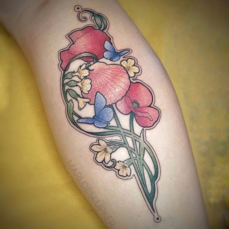 Art nouveau poppy´s in glitter tattoo style by Marloes Lupker
