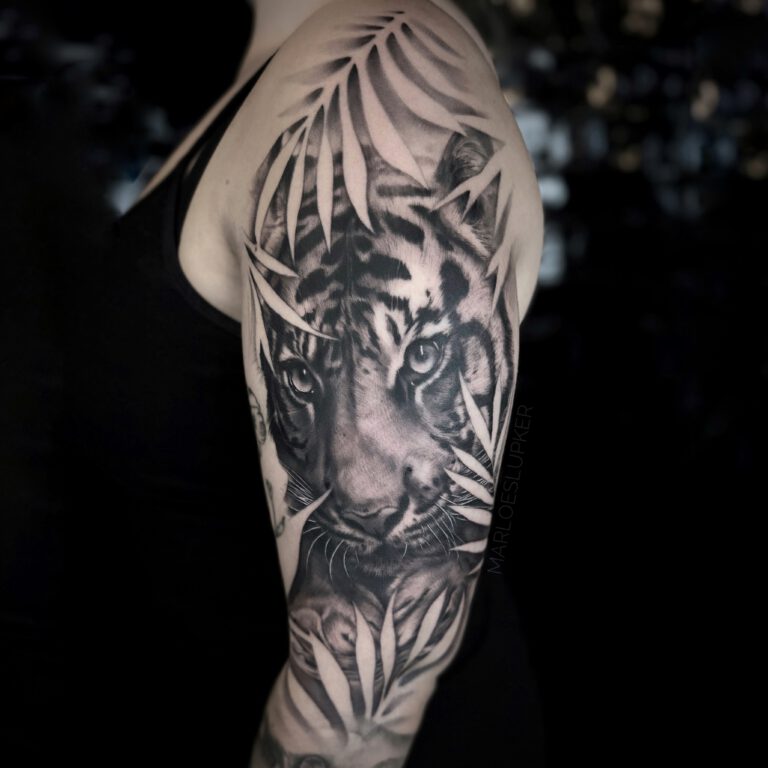 realistic tiger tattoo by Marloes Lupker