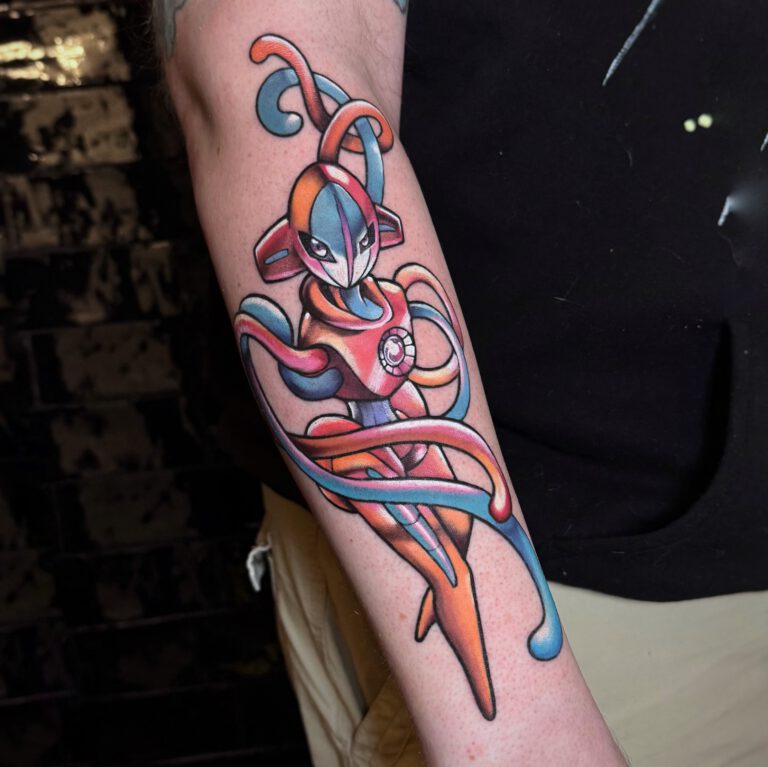 Deoxys pokémon cartoon tattoo by Marloes Lupker based in Amsterdam the netherlands
