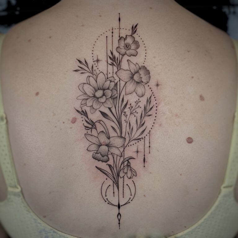 geometric and floral back tattoo by Marloes Lupker