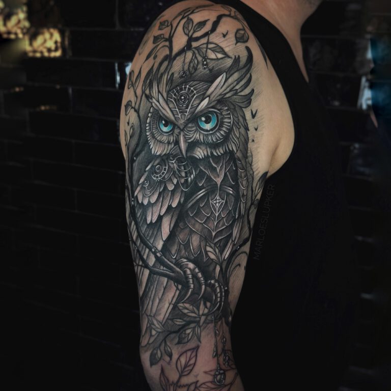 sketchy magic spirit animal owl tattoo by Marloes Lupker
