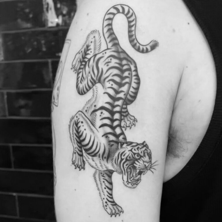 neotraditional tiger tattoo by cleo vlaming