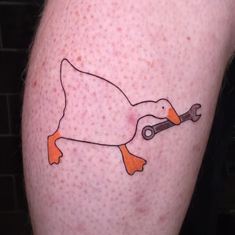 Tatoeage van een gans door Kjell Ziesemer